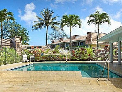PuamanaPool.jpg